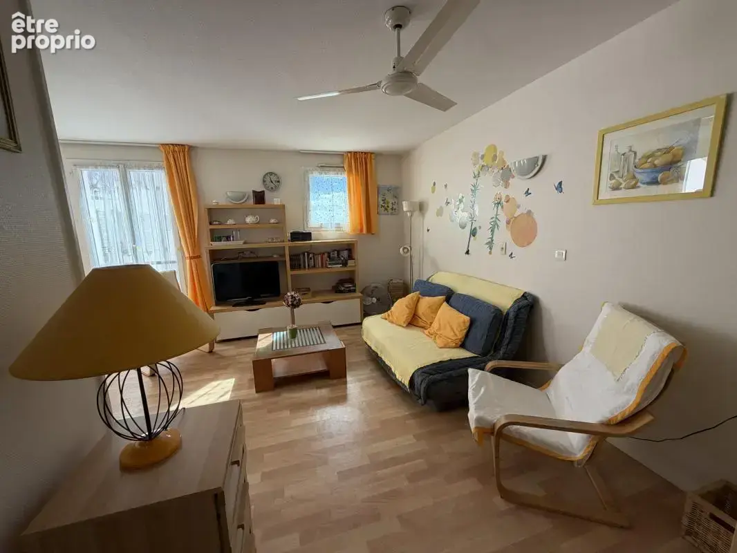 Appartement t2 avec place de parking et terasse - photo 2