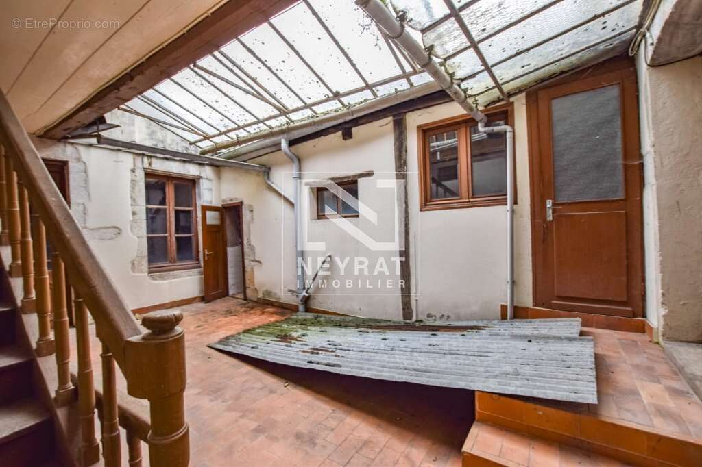 Appartement à GIVRY