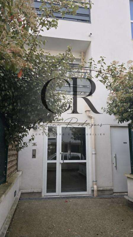 Appartement à AUBERVILLIERS