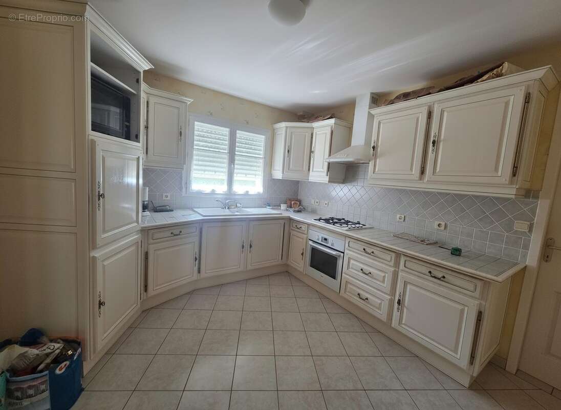 Maison 105 m² à Saint-Julien-L'ars  - photo 7