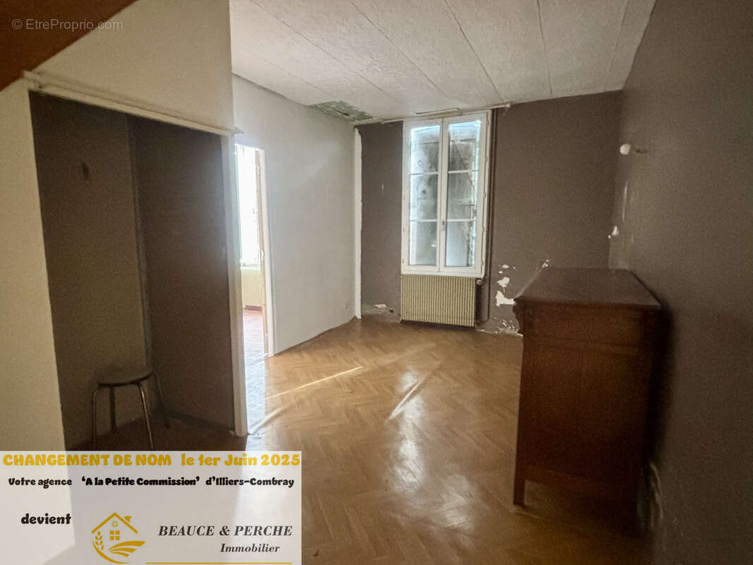 Maison à LA CROIX-DU-PERCHE