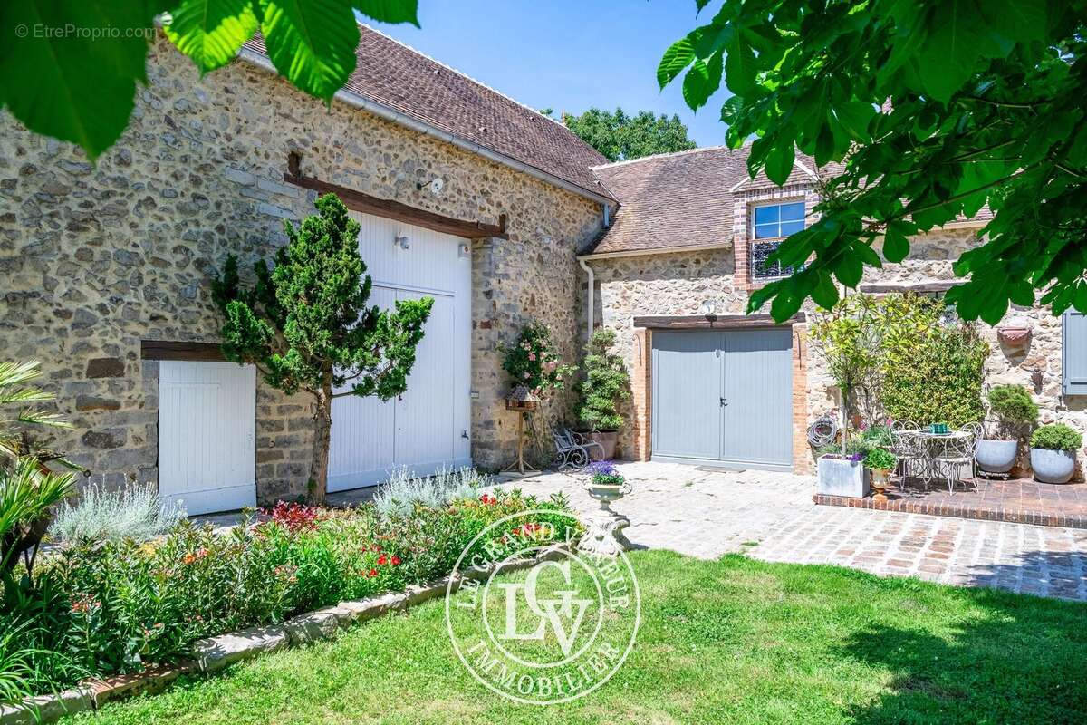 Maison à MORET-SUR-LOING