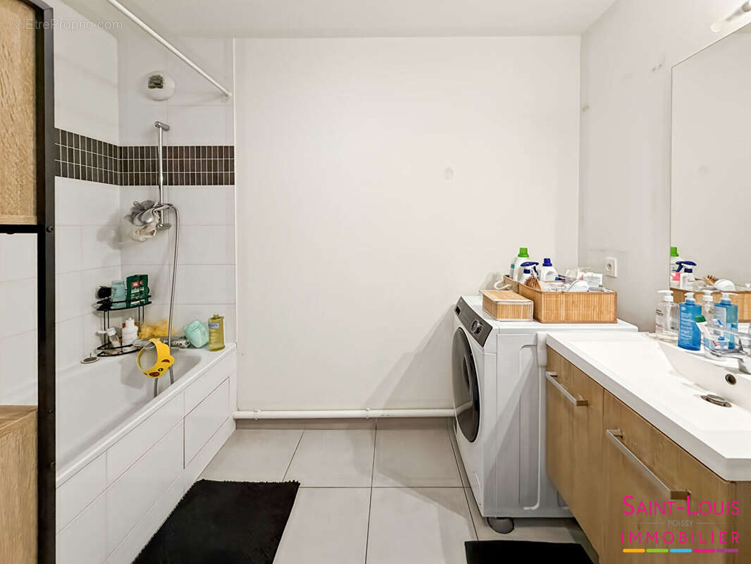 Appartement à CARRIERES-SOUS-POISSY