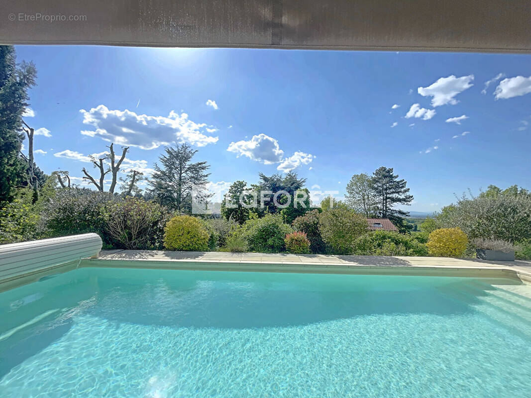 Maison à LA FOUILLOUSE