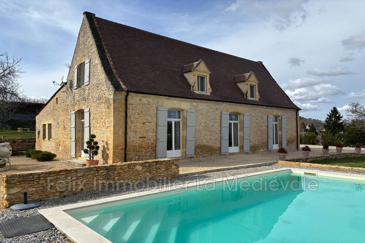 Maison à SARLAT-LA-CANEDA