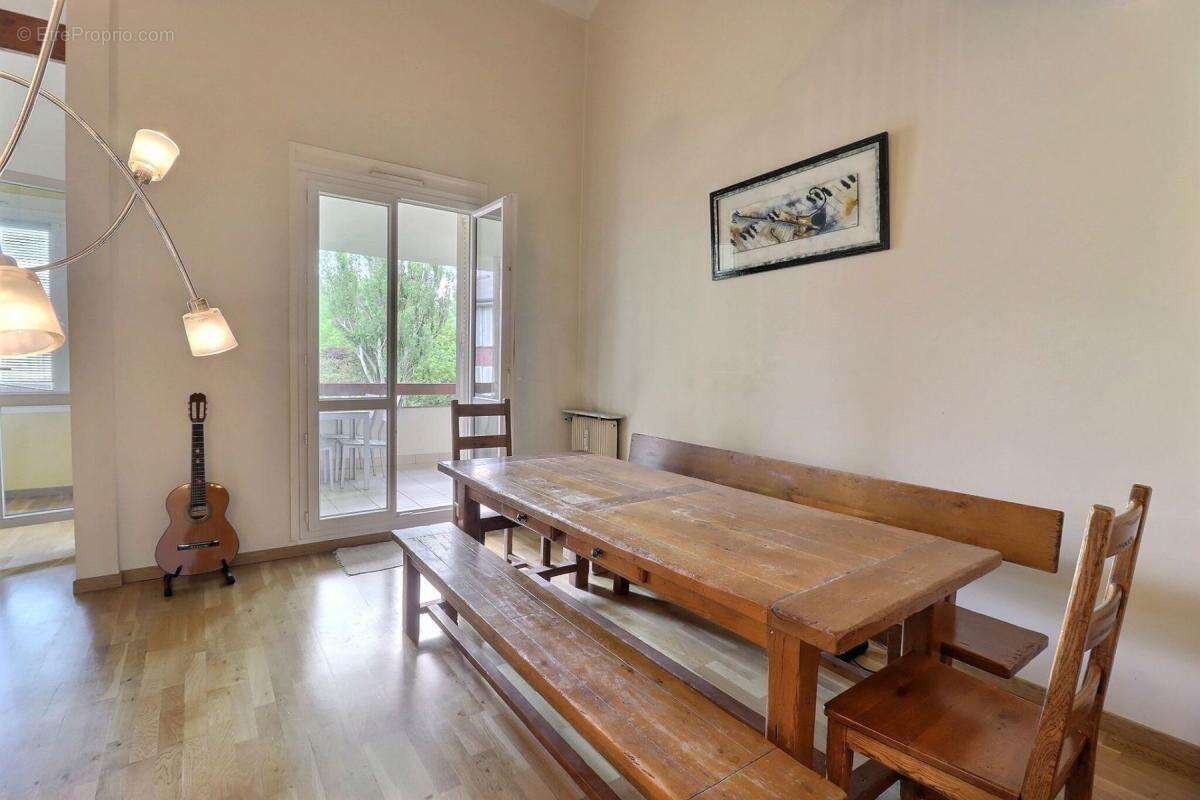 Appartement à LOUVECIENNES