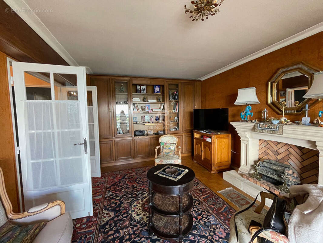 Appartement à SAINT-GERMAIN-EN-LAYE