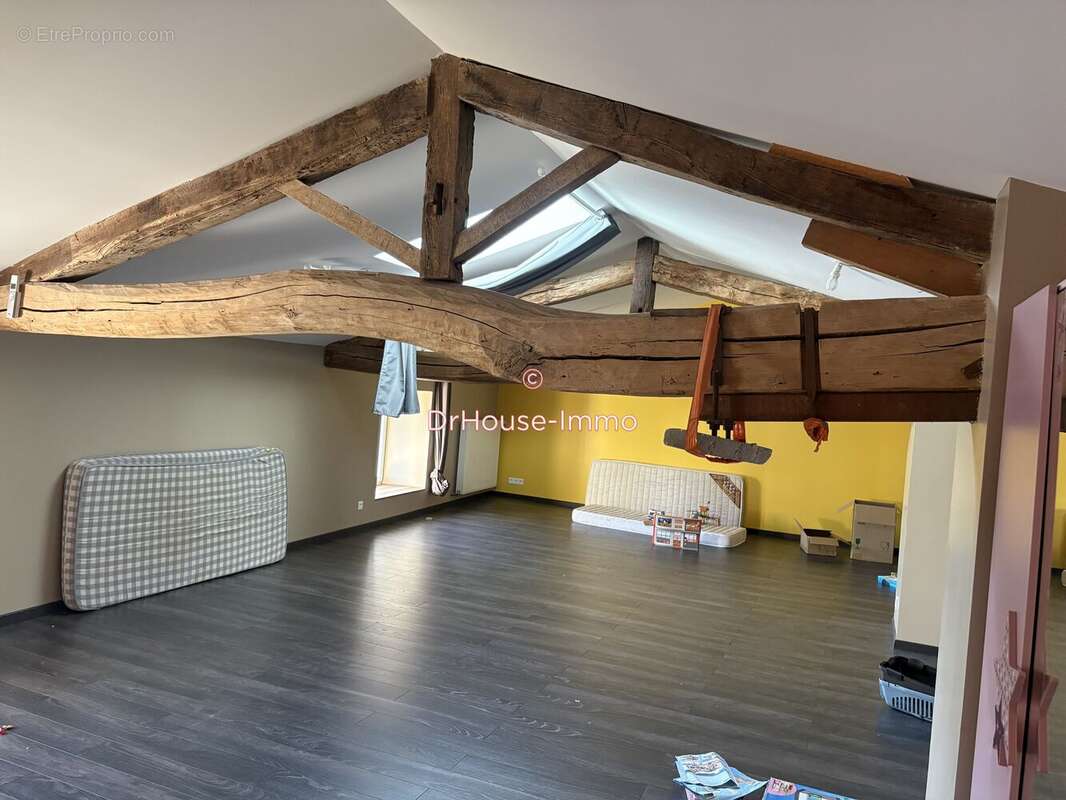 Maison à LE ROCHEREAU