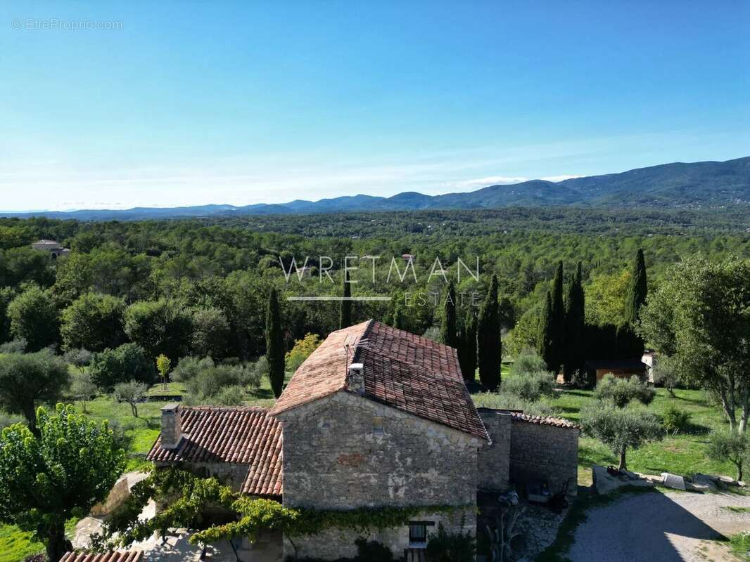 Maison à FAYENCE