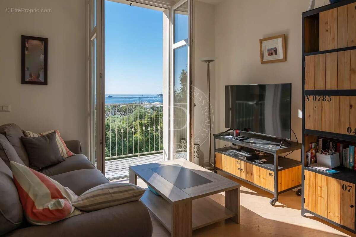 Appartement à BEAULIEU-SUR-MER