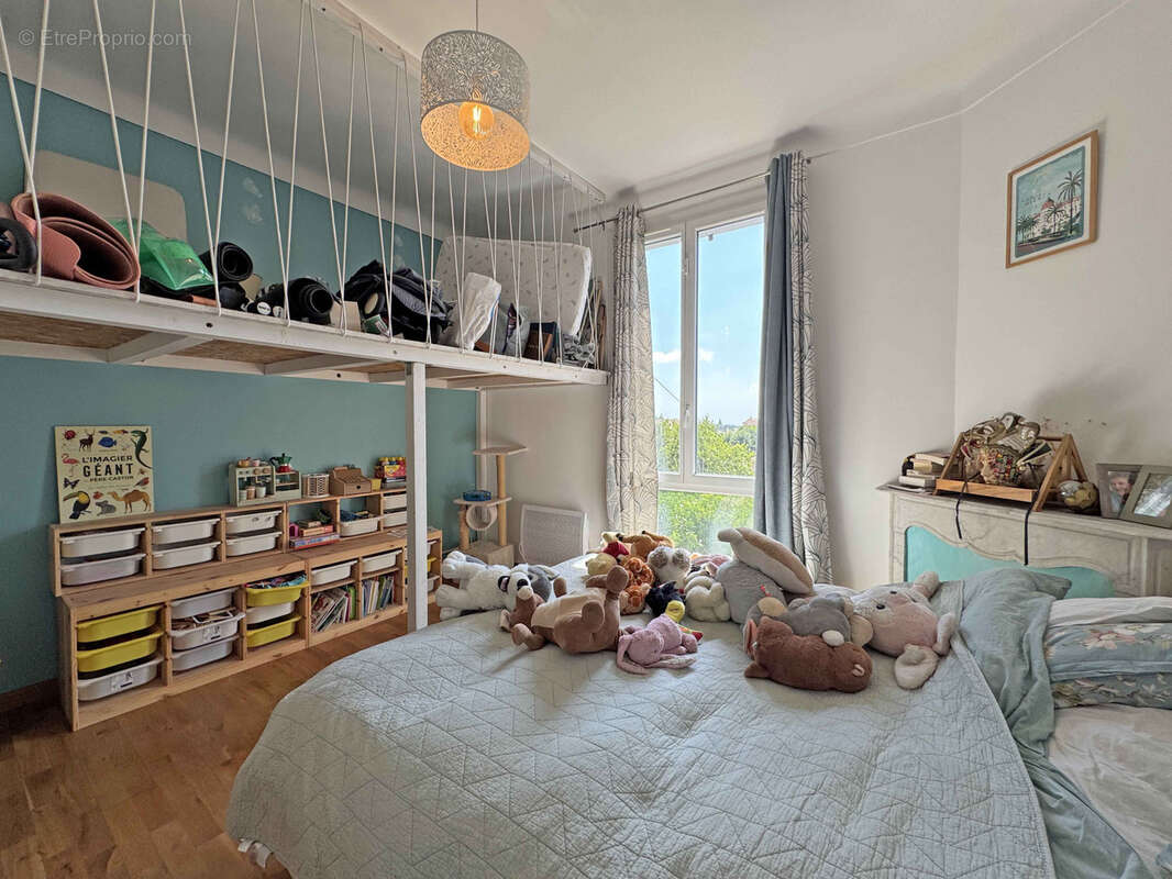 Vence - Villa rénovée avec jardin et appartement indépendant à proximité du centre-ville - photo 7
