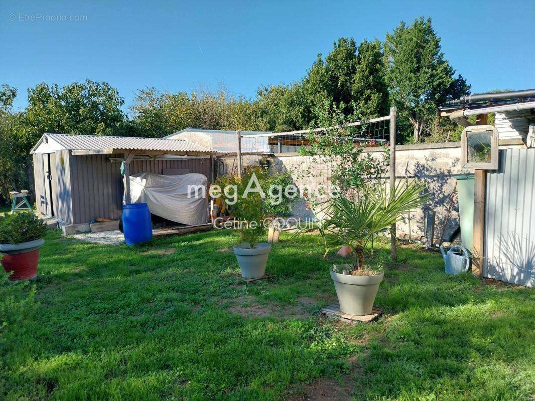 Maison rénovée 85 m² • Jardin • Terrasse • 2 chambres + bureau • À 3 min de Jonzac - photo 9