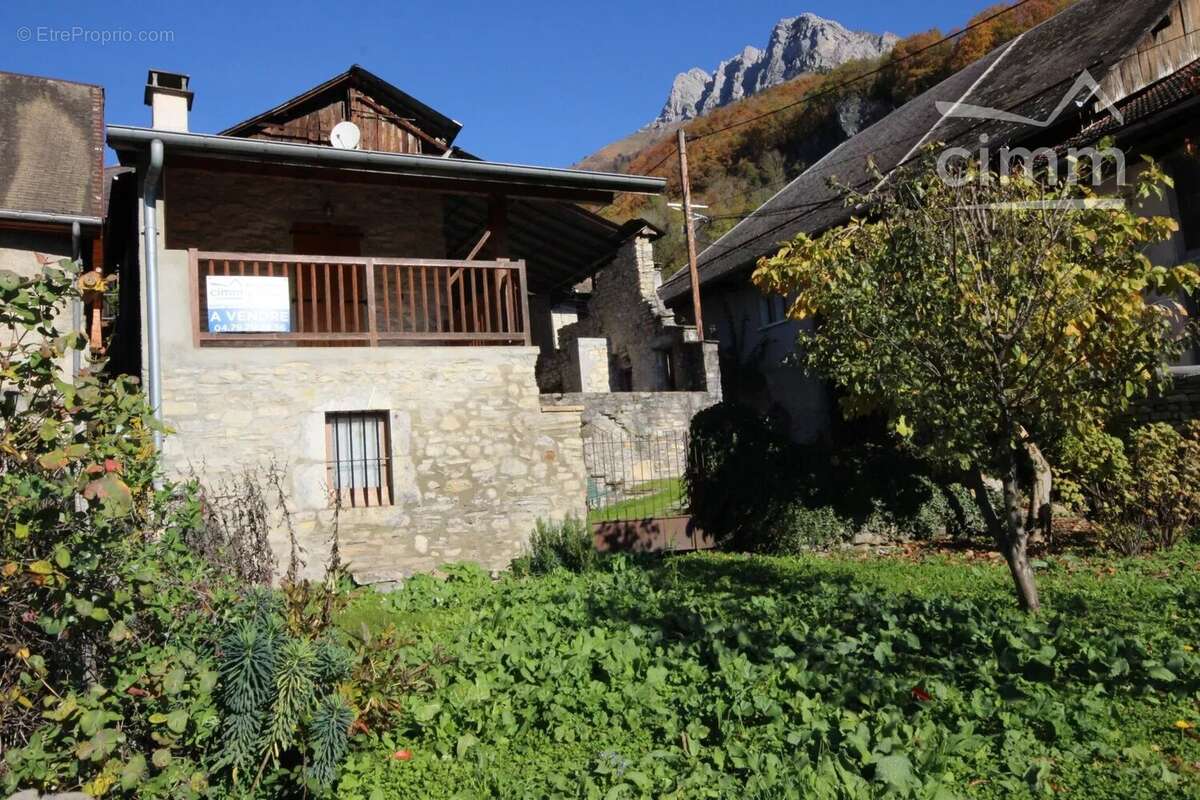 Maison à SAINT-PIERRE-D&#039;ALBIGNY