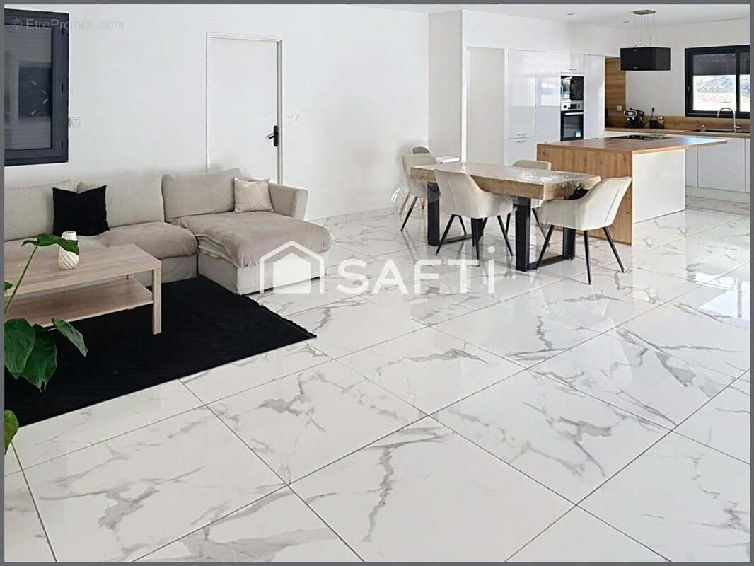 Photo 2 - Maison à CARCASSONNE