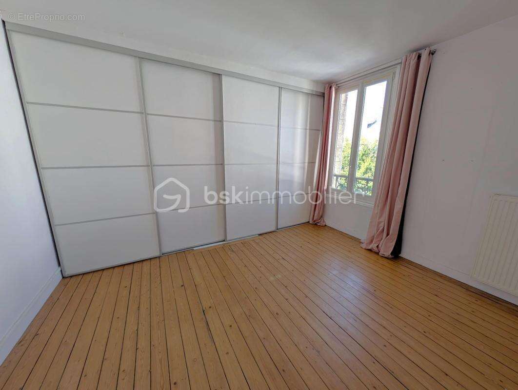Maison familiale - 4 ch - Bureau - Cour - Centre-ville - Quartier Danton - DPE B - photo 4