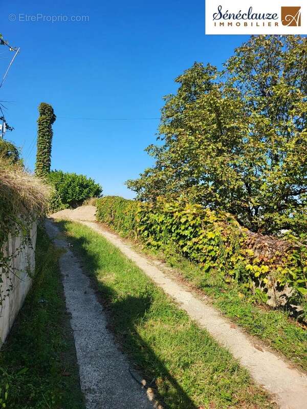 Terrain à IRIGNY