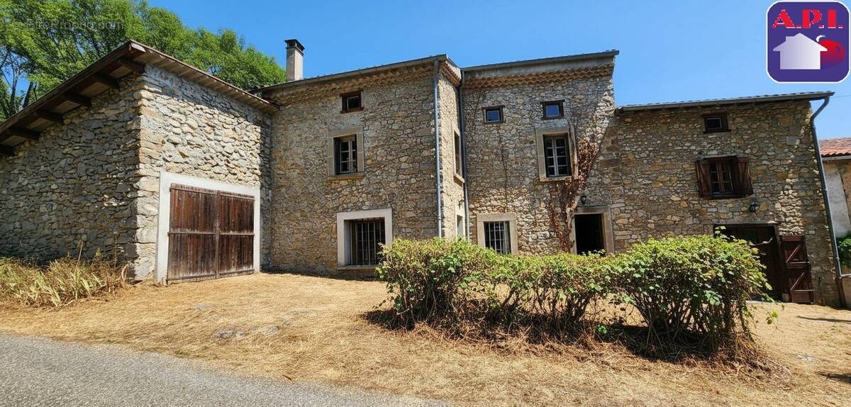 Maison à MONTSERON