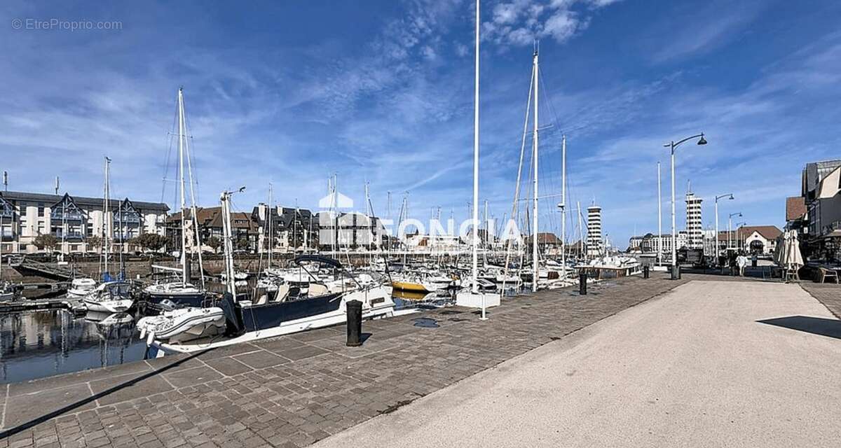 Deauville - elegance et vue exceptionnelle sur le port - photo 18