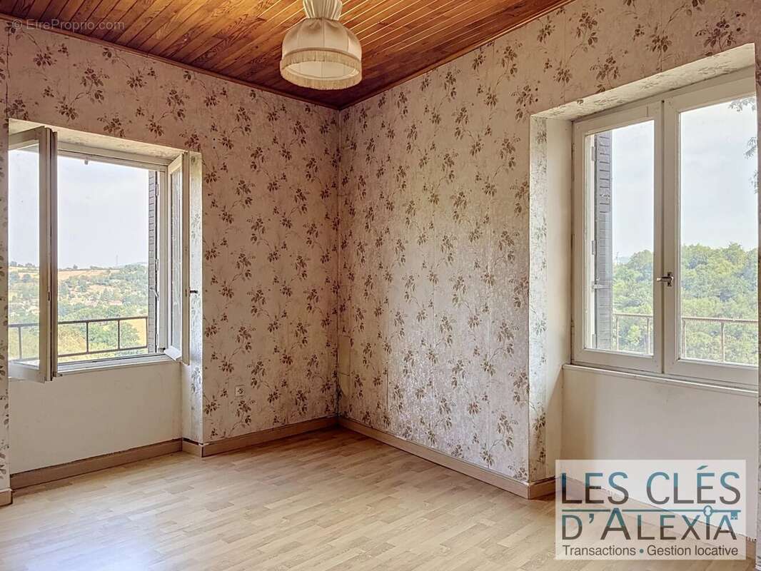 Maison de village-Trois Chambres-Garage-Terrasse - photo 10
