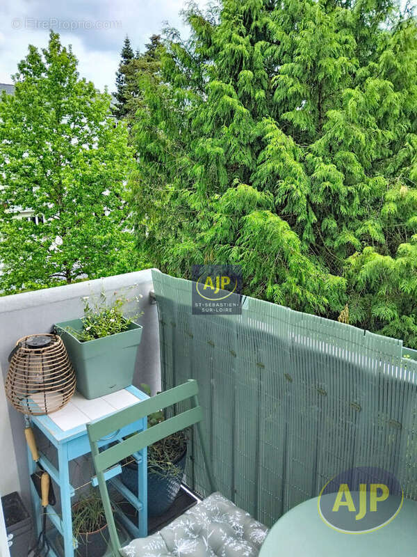 Appartement à SAINT-SEBASTIEN-SUR-LOIRE