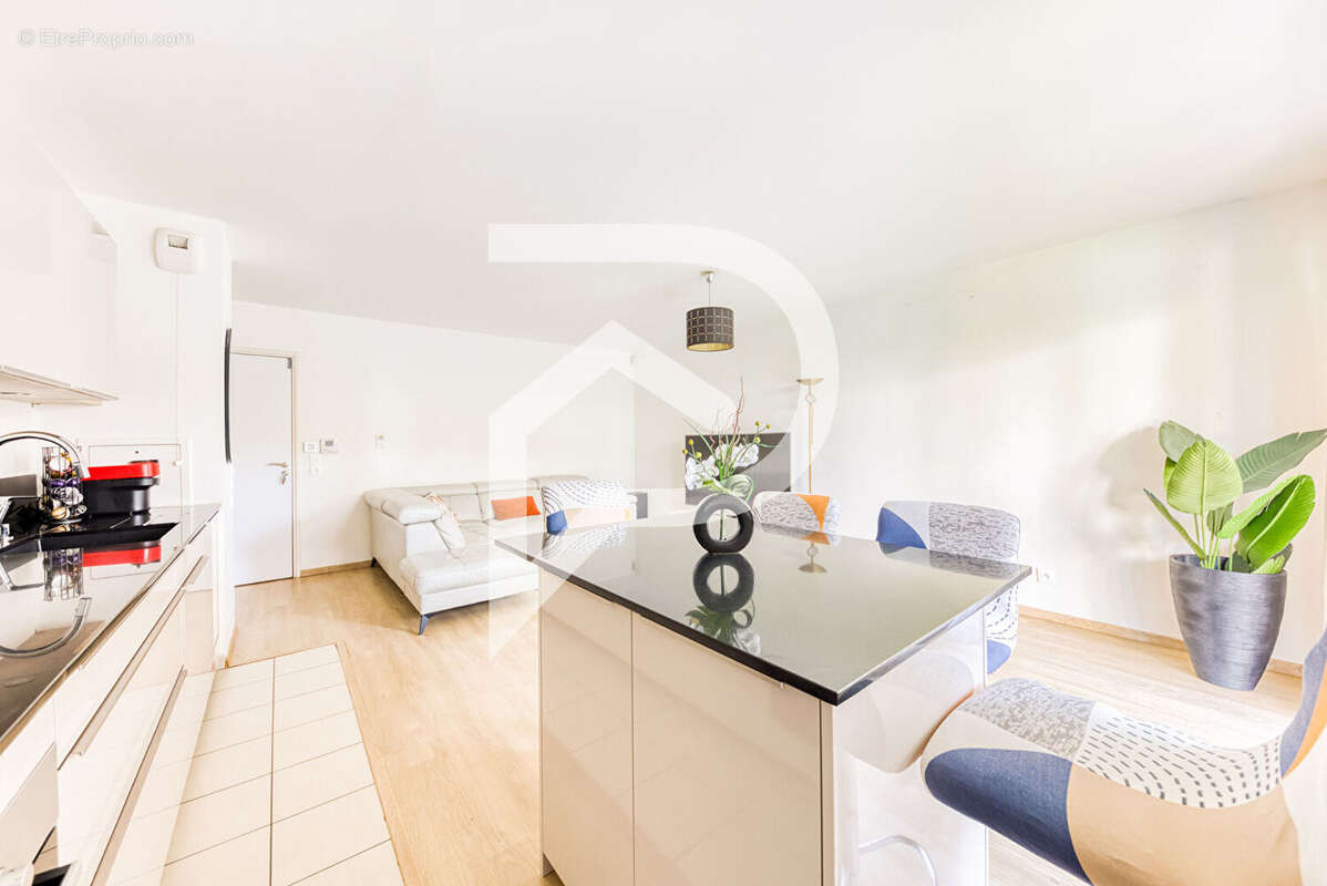 Appartement à COLOMBES