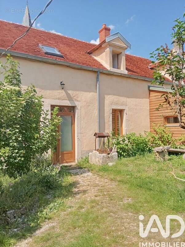 Photo 1 - Maison à SAVOISY