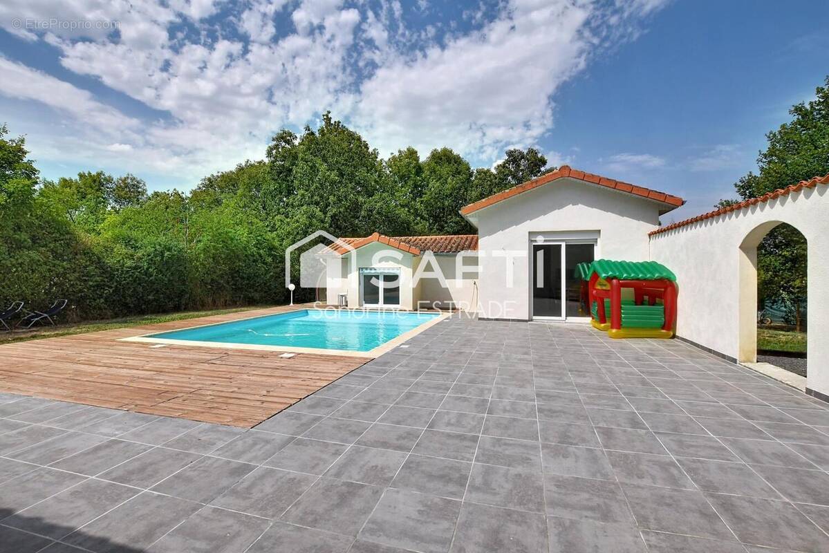 Maison 5 pièces 150 m² · à Montbrison · 150 m² · 435 000 €