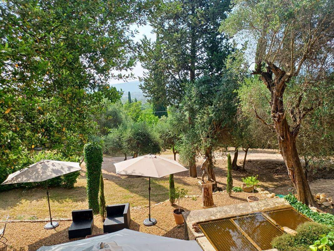Mas du XVIIIème Siècle de 300 m² sur domaine de 15 000 m² - photo 14