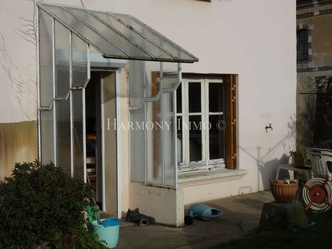 Maison à LONGNY-AU-PERCHE