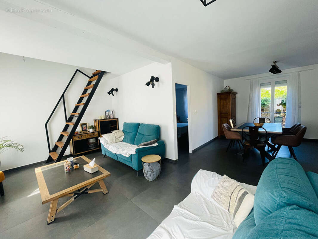 Maison à PORT-DE-BOUC