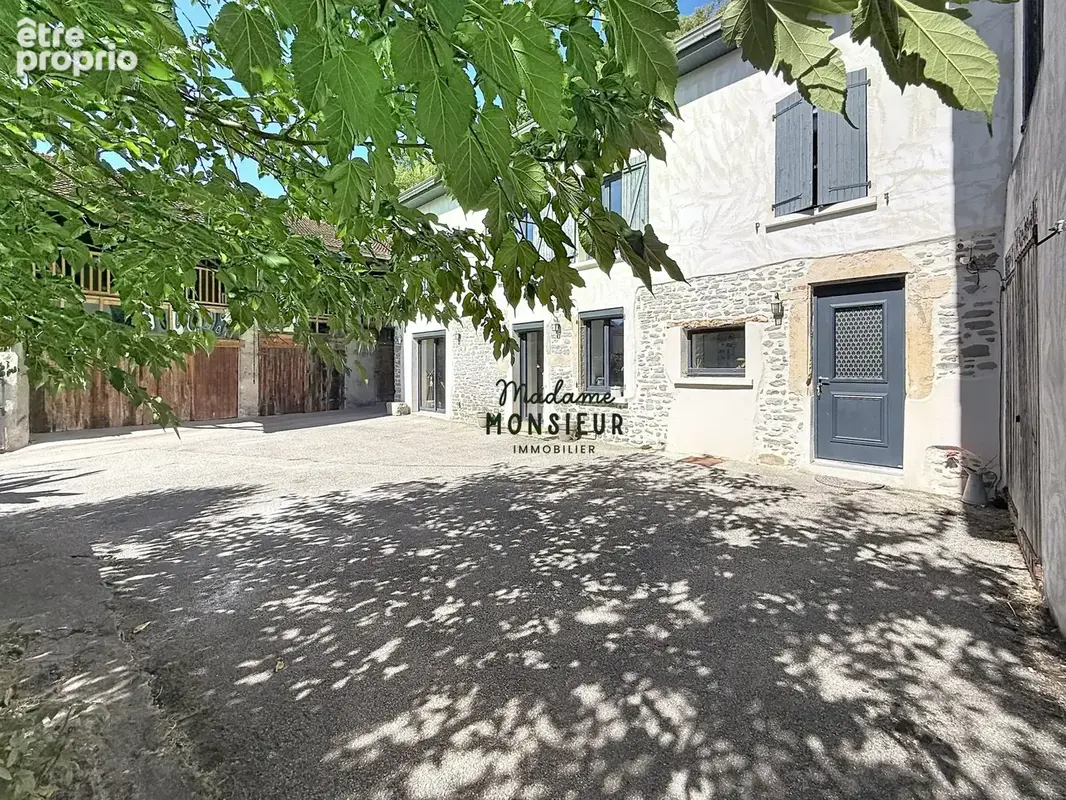 Maison à CESSIEU