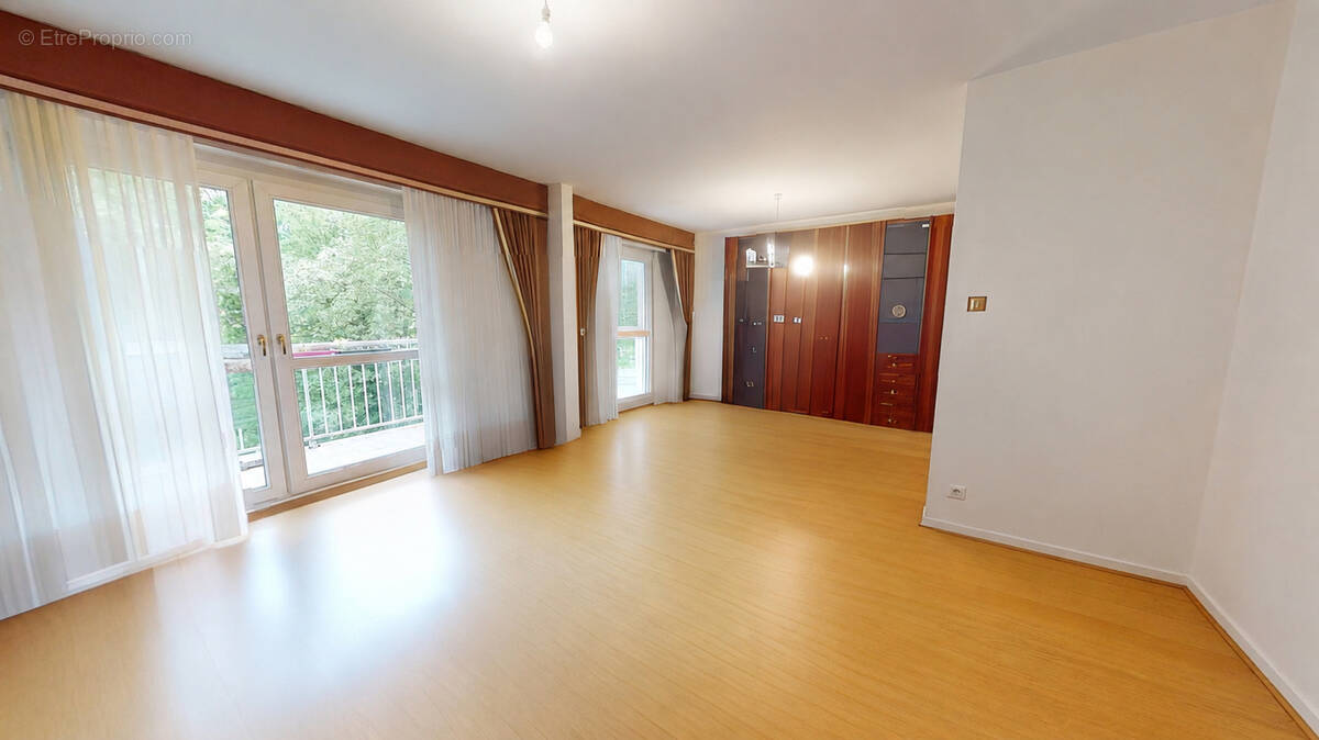 Appartement Strasbourg 4 pièce(s) 104.98 m2 - photo 1