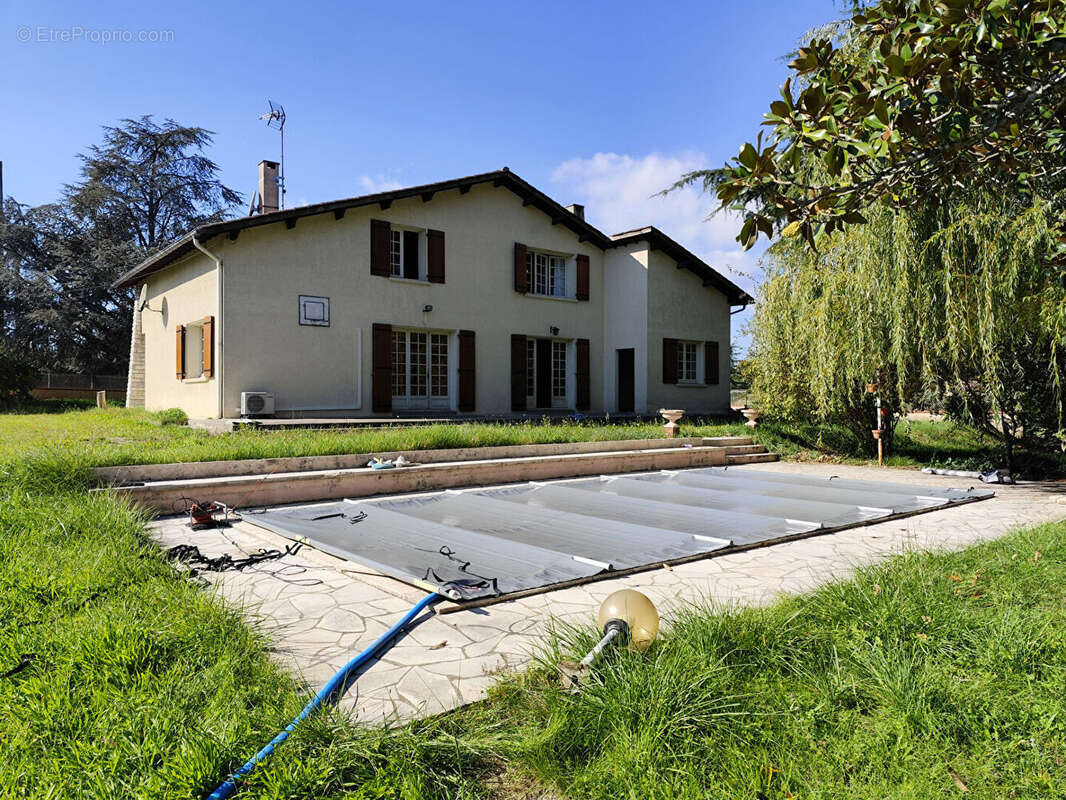 Maison à MONTANS