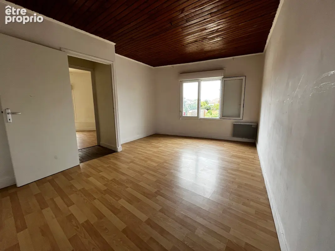 Sainte Livrade sur Lot, IMMEUBLE DE RAPPORT de 423 m2 habitables comprenant 7 lots d'habitation Rentabilité très bonne de 12,10  - photo 5