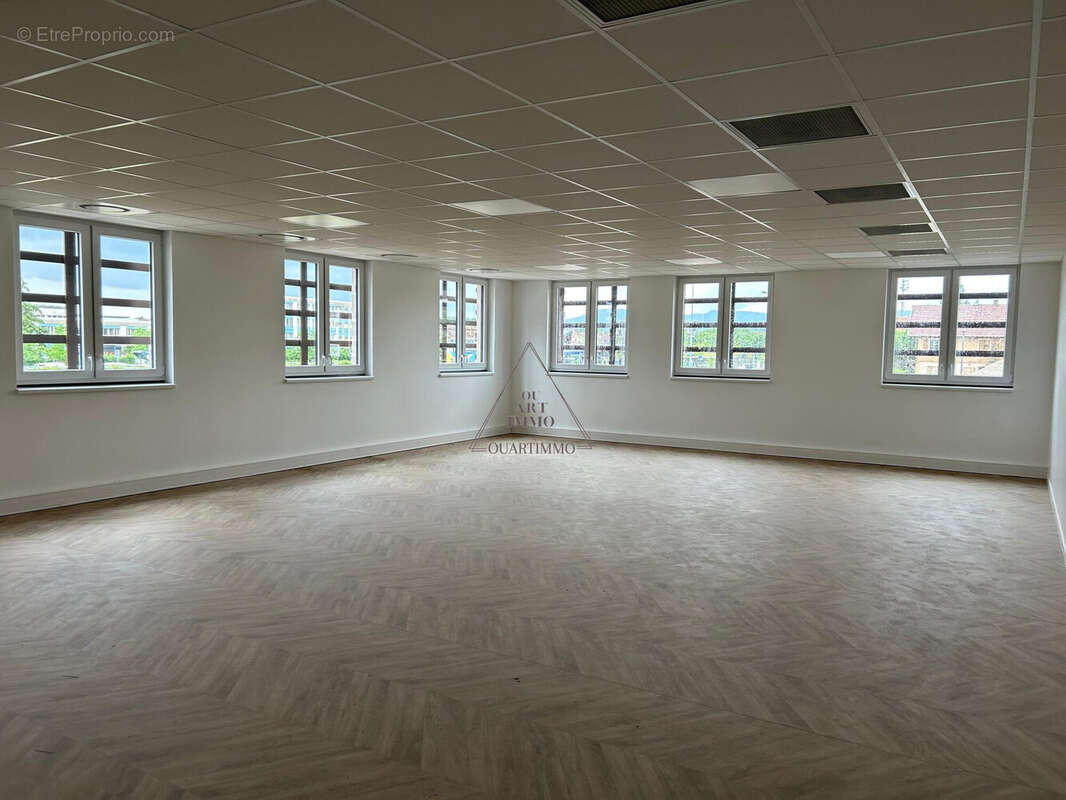 Commerce 77 m² à Molsheim  - photo 3