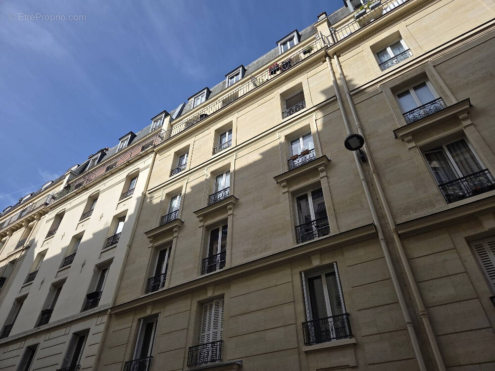 Appartement à PARIS-15E