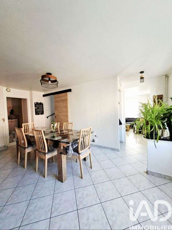 Maison 105 m² à La Remaudiere  - photo 4