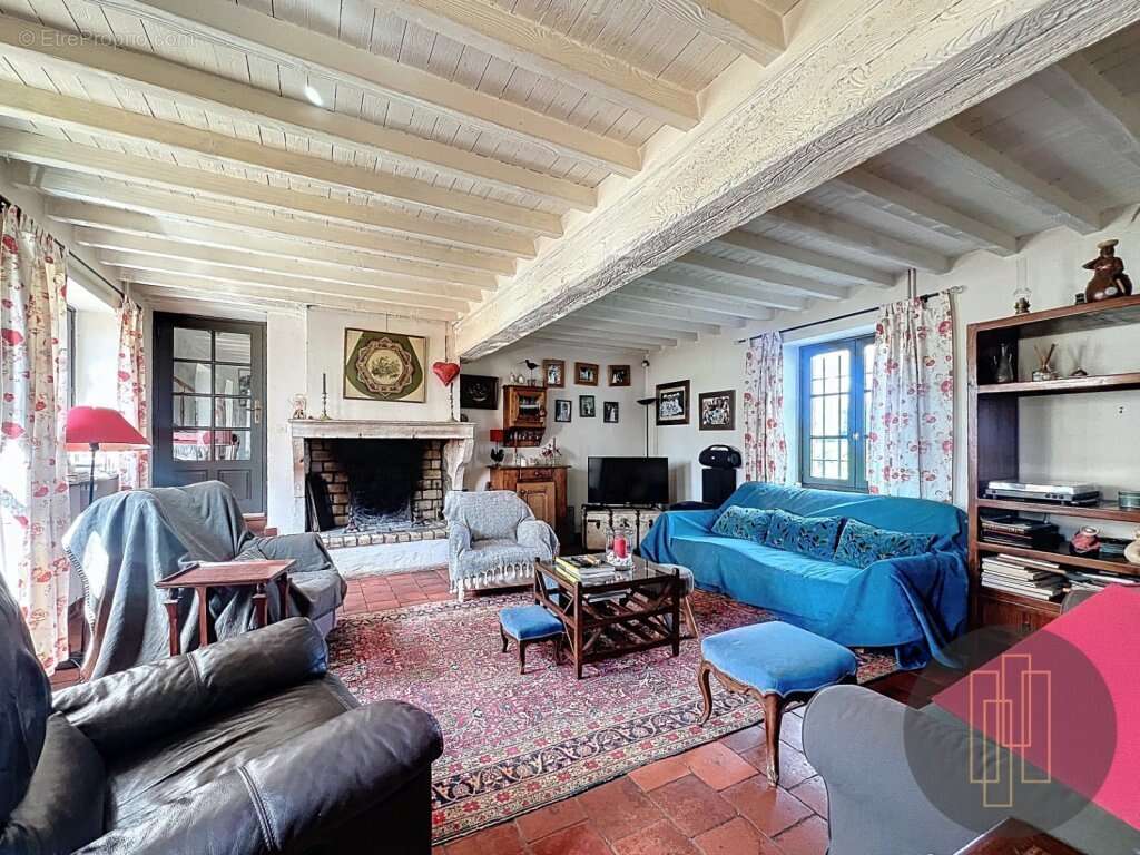 Maison à SAINTE-EUPHEMIE