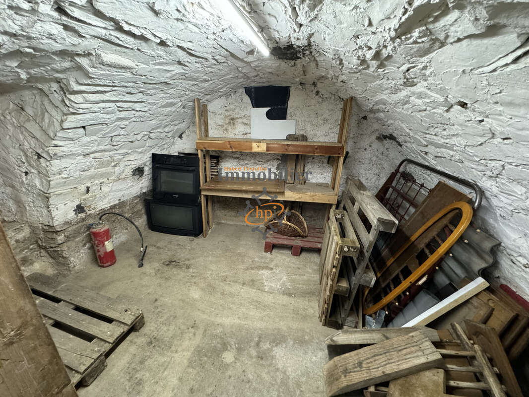 Maison à SAINT-ROME-DE-CERNON