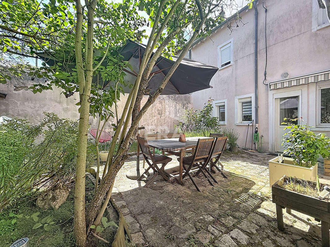 Maison à ETAMPES