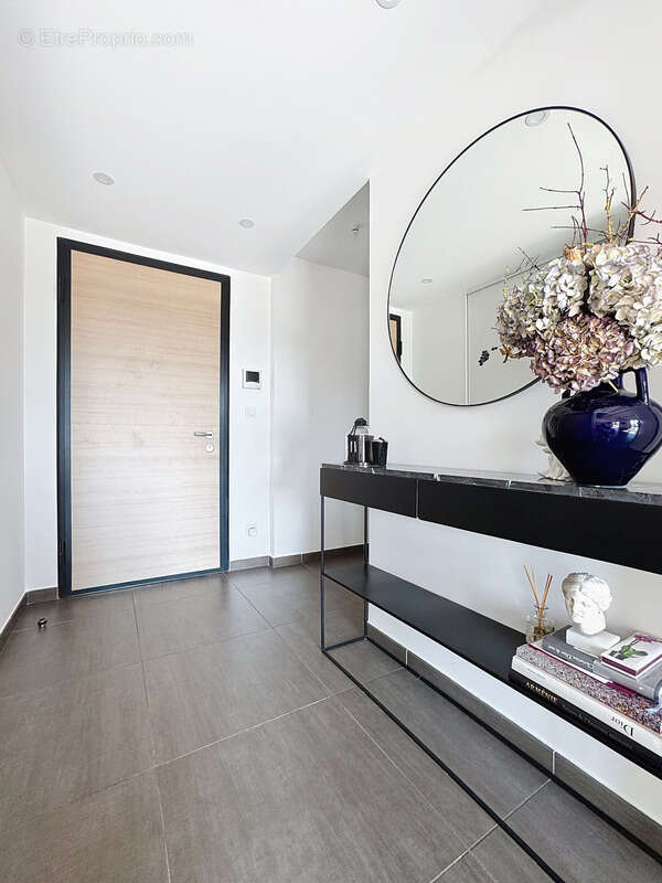 Appartement à PREVESSIN-MOENS