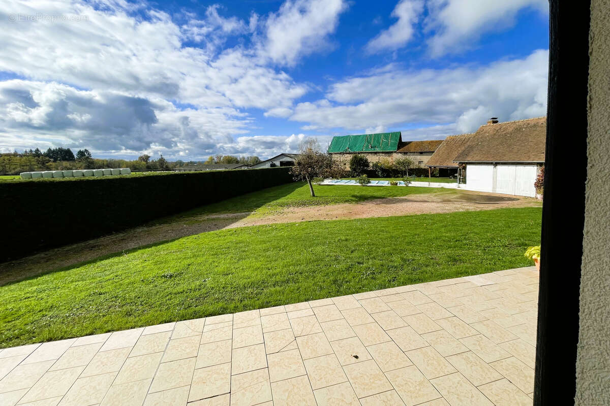 Maison à PERRIGNY-SUR-LOIRE
