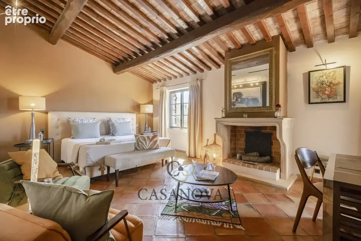 Golfe de Saint Tropez - Domaine de 5 hectares avec bastide, maison de gardien, piscine et vue panoramique à La Garde-Freinet - photo 19