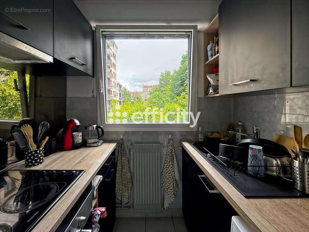Appartement à ASNIERES-SUR-SEINE
