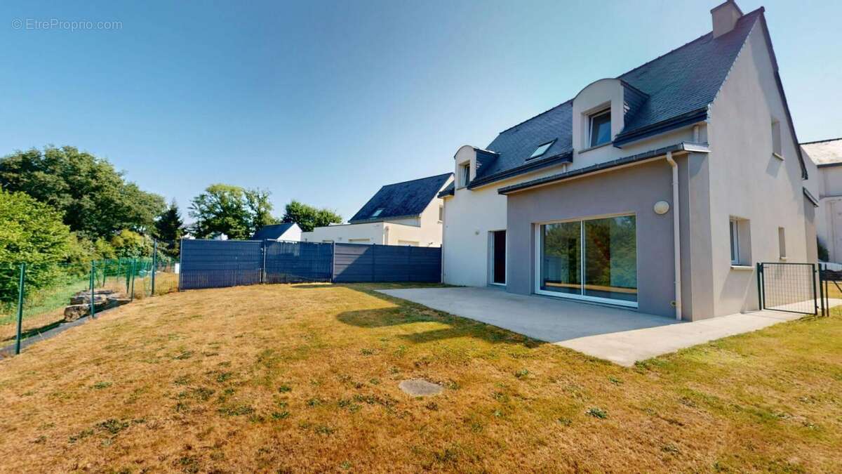 Maison Elven 6 pièce(s) 121 m2 - photo 1