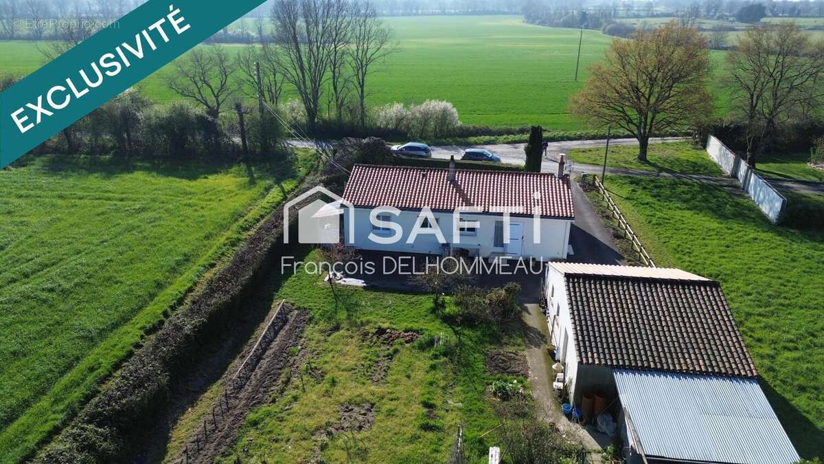 Photo 2 - Maison à LA GENETOUZE