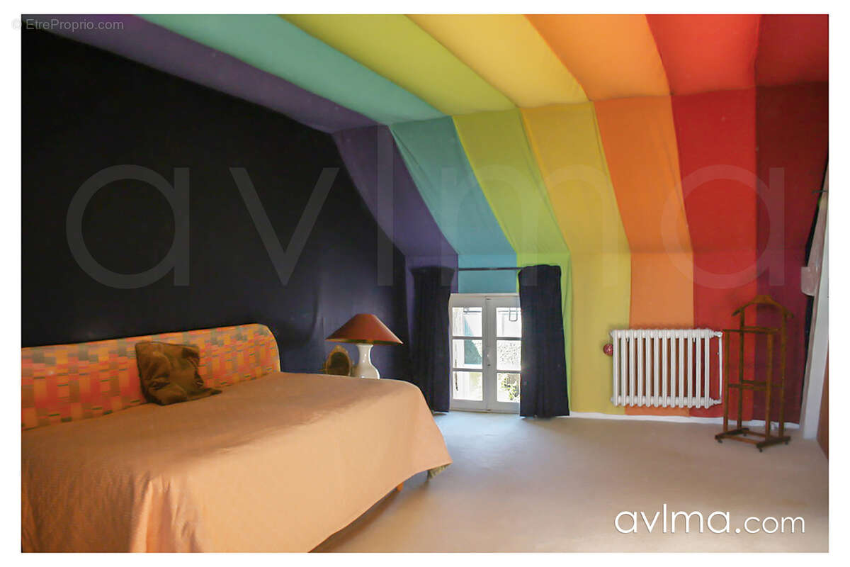 Maison à CRESPIERES