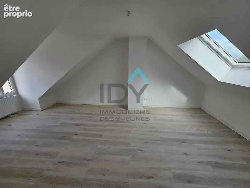 LE MESNIL LE ROI - Belle maison familiale de 175 m² au sol avec jardin - photo 14