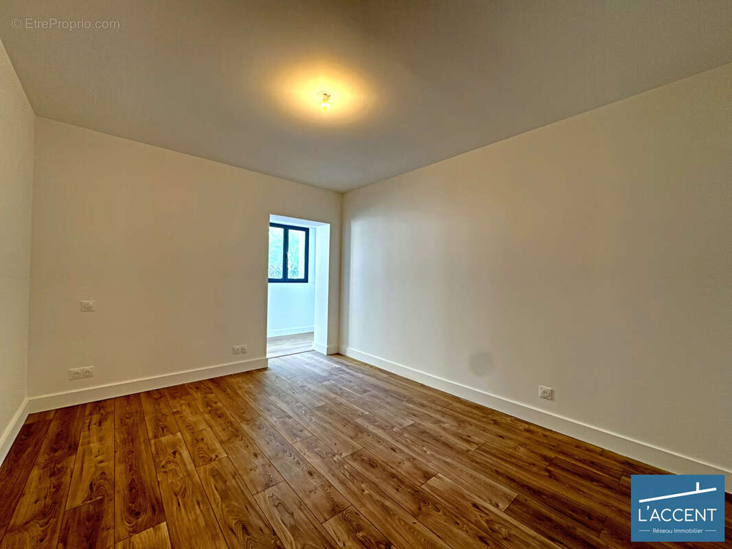 Chambre 1 - Maison à LE CRES