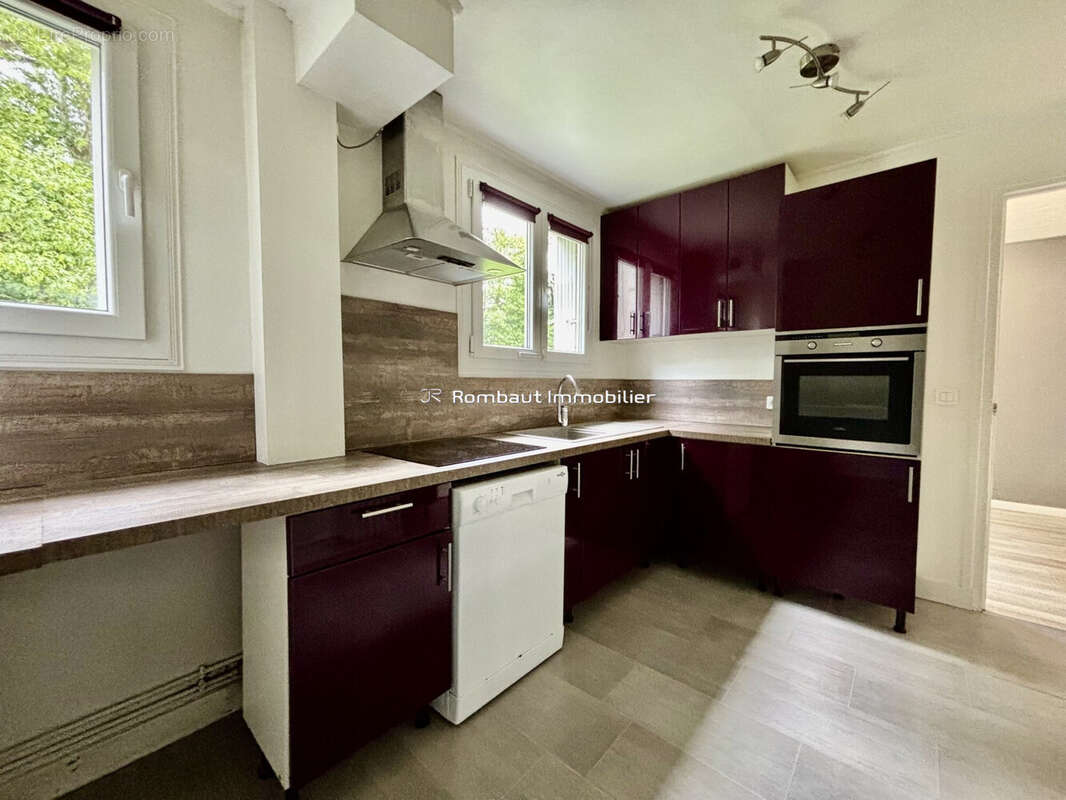Appartement à LA CELLE-SAINT-CLOUD